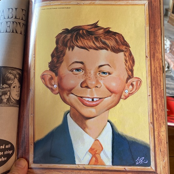 2 MAD Collector Series Magazines #10 and #11 - Picture 1 of 11